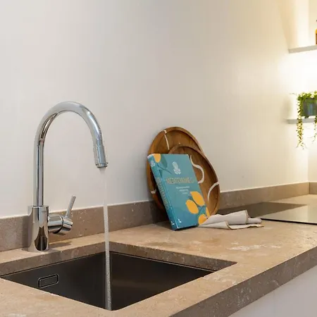 Oom - Be-Ant-Amst-28-5 Appartement